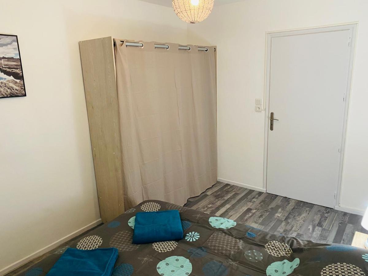 Studio 40M2 Plein Pied Avec Parking Jussac Eksteriør bilde